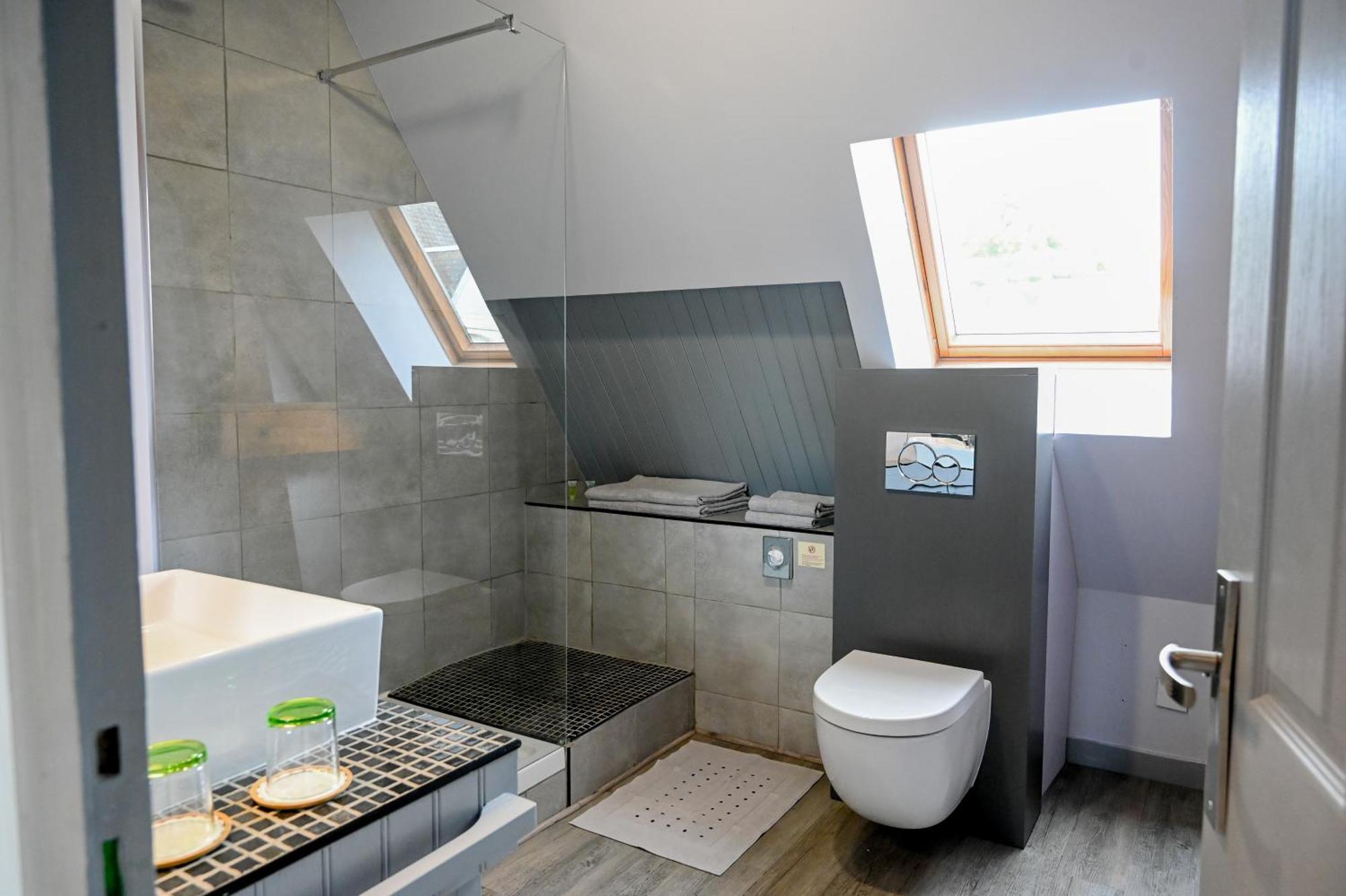 Tessy-sur-Vire La Fontaine Dort B&B 외부 사진